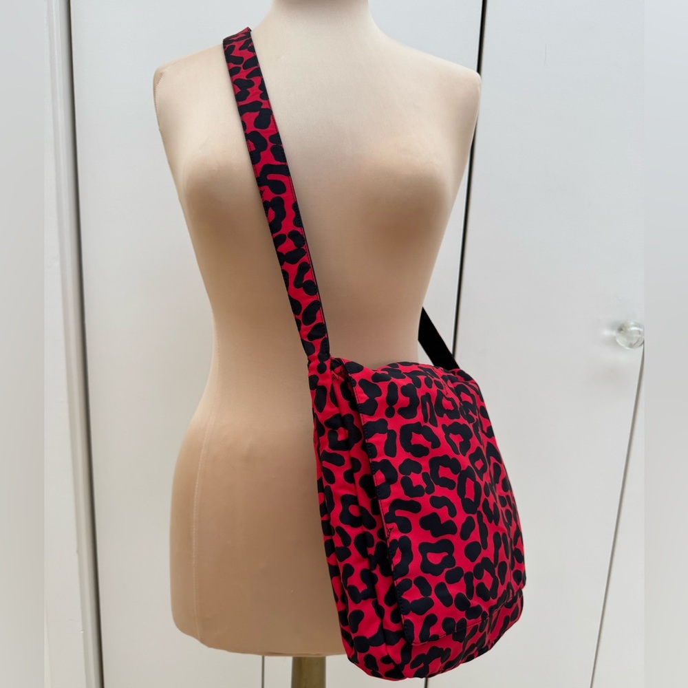 Bottega Veneta Bag One Shoulder Crossbody Leopard Print Leopard Red reversible